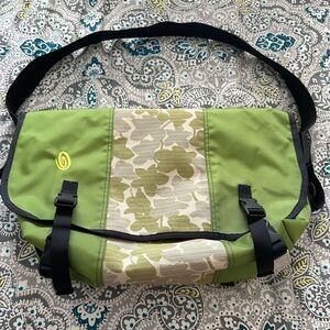 Timbuk2 commute messenger bag